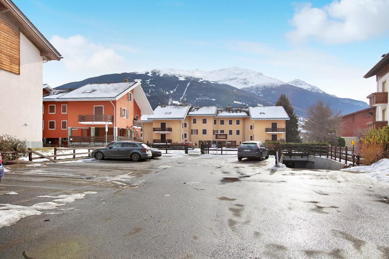 Condominio Solena Bormio Eksteriør bilde